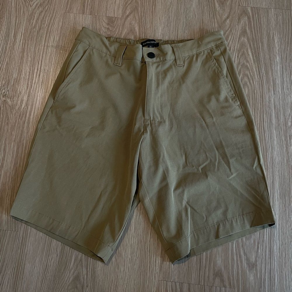 men’s banana republic khaki shorts - 32w